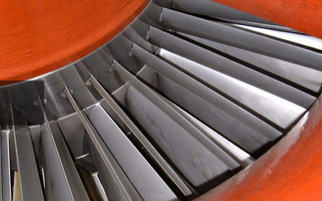 Gas turbine compressor blades